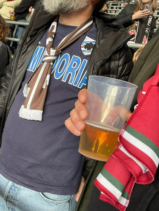 Sampdoria und Sankt Pauli Fans